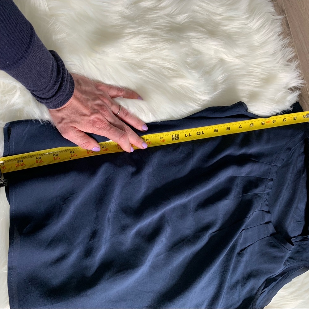 Tory Burch 100% Silk Shell - Picture 6 of 6